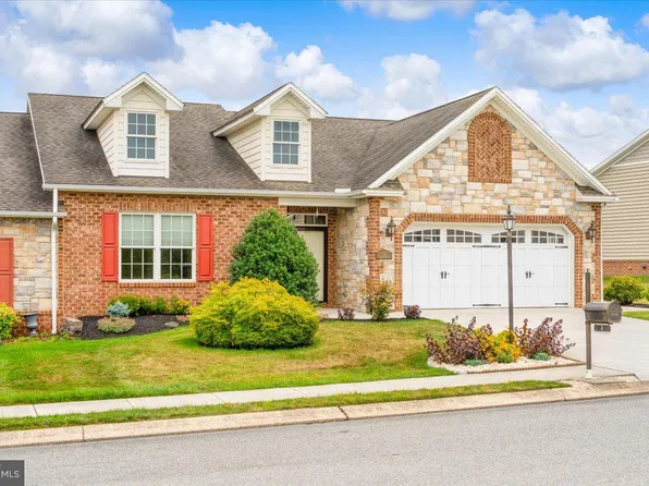 4 Stedtle Ave, Littlestown, PA 17340