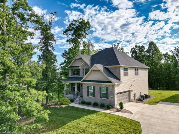 5503 Rambling Rd, Greensboro, NC 27409