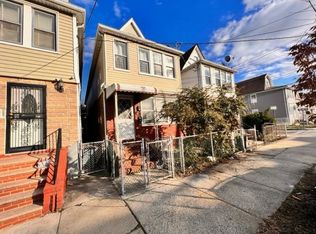 10317 171st St, Jamaica, NY 11433