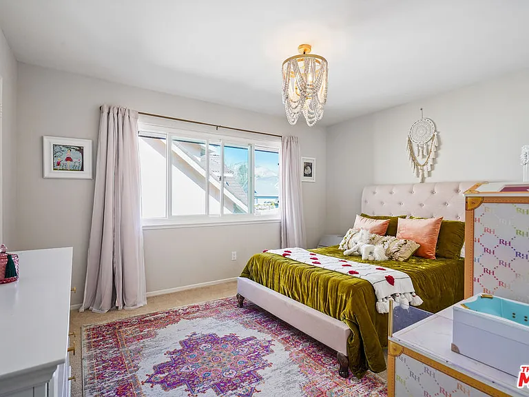 5025 Dantes View Dr — Photo 17