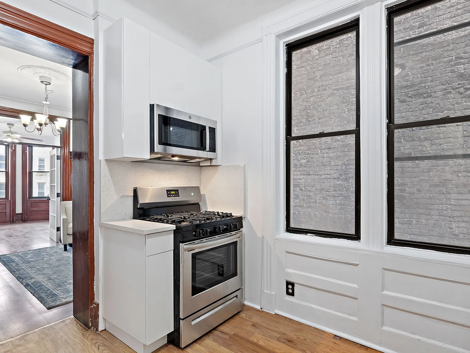 3 bed, $3,950 — Photo 2