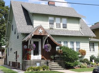 31 Spruce St, Lockport, NY 14094