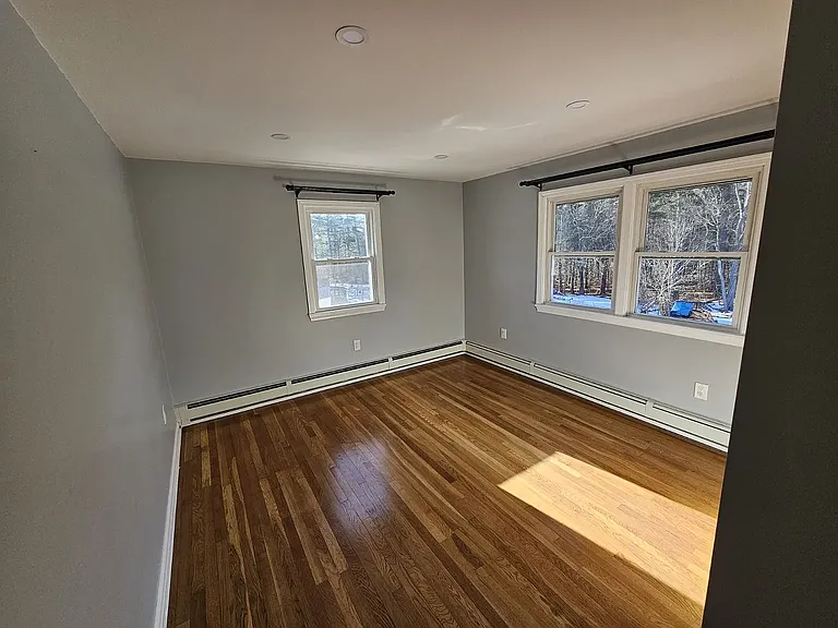1230 Smyth Rd #2 — Photo 11