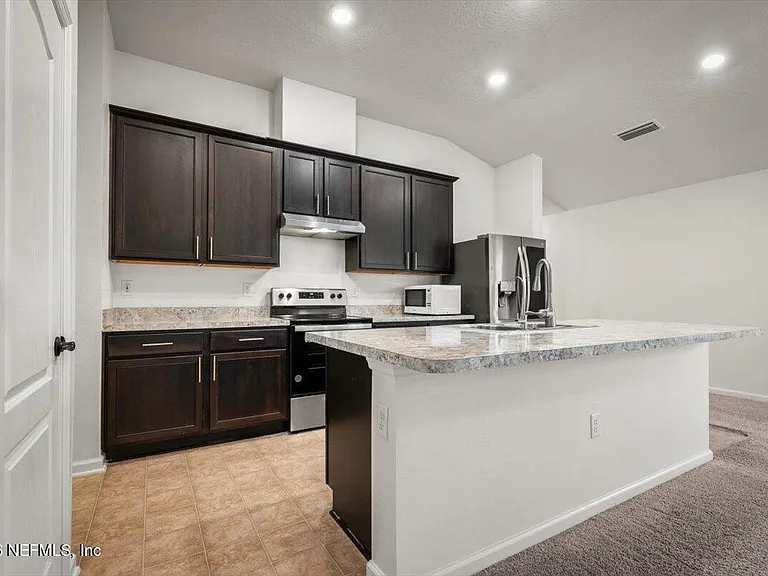 8123 Barley Way — Photo 6