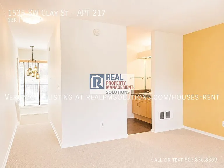 1535 SW Clay St #217 — Photo 20