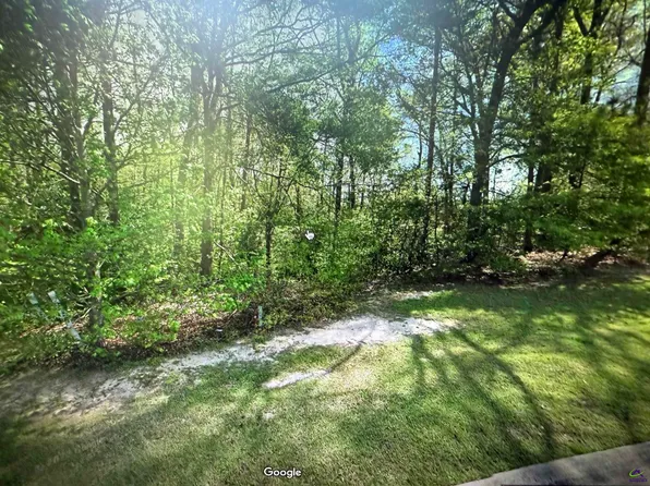 109 Oakview Club Dr, Macon, GA 31216