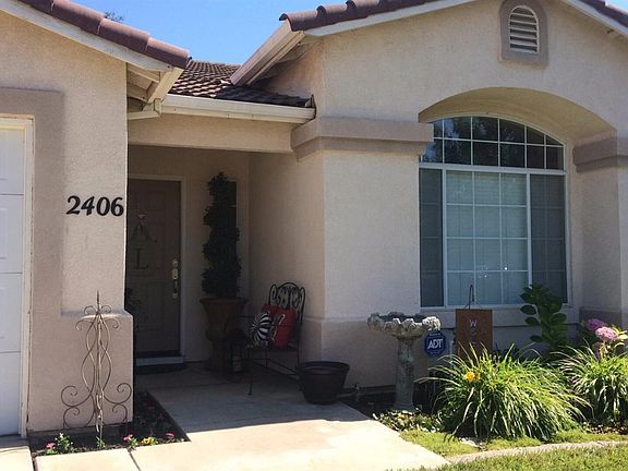 2nd image of 2406 Novi Dr