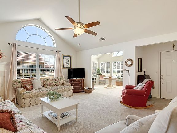 5th image of 1596 W Southfield Cir