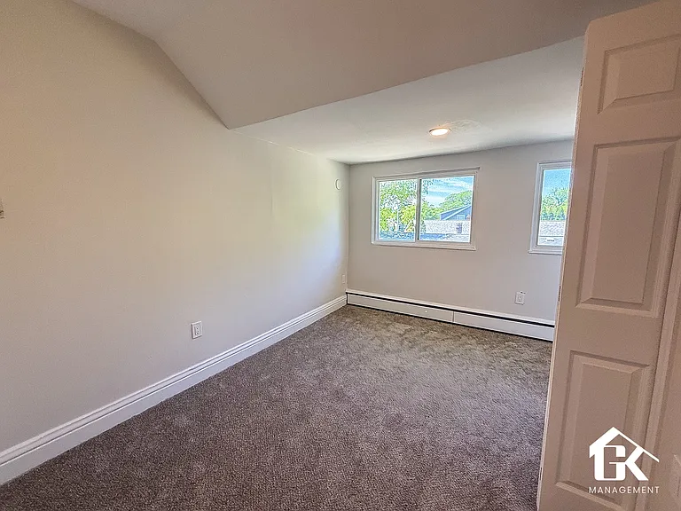 308 W Twelve Mile Rd #4D — Photo 5