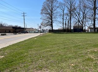 926 E Fayette Ave, Effingham, IL 62401