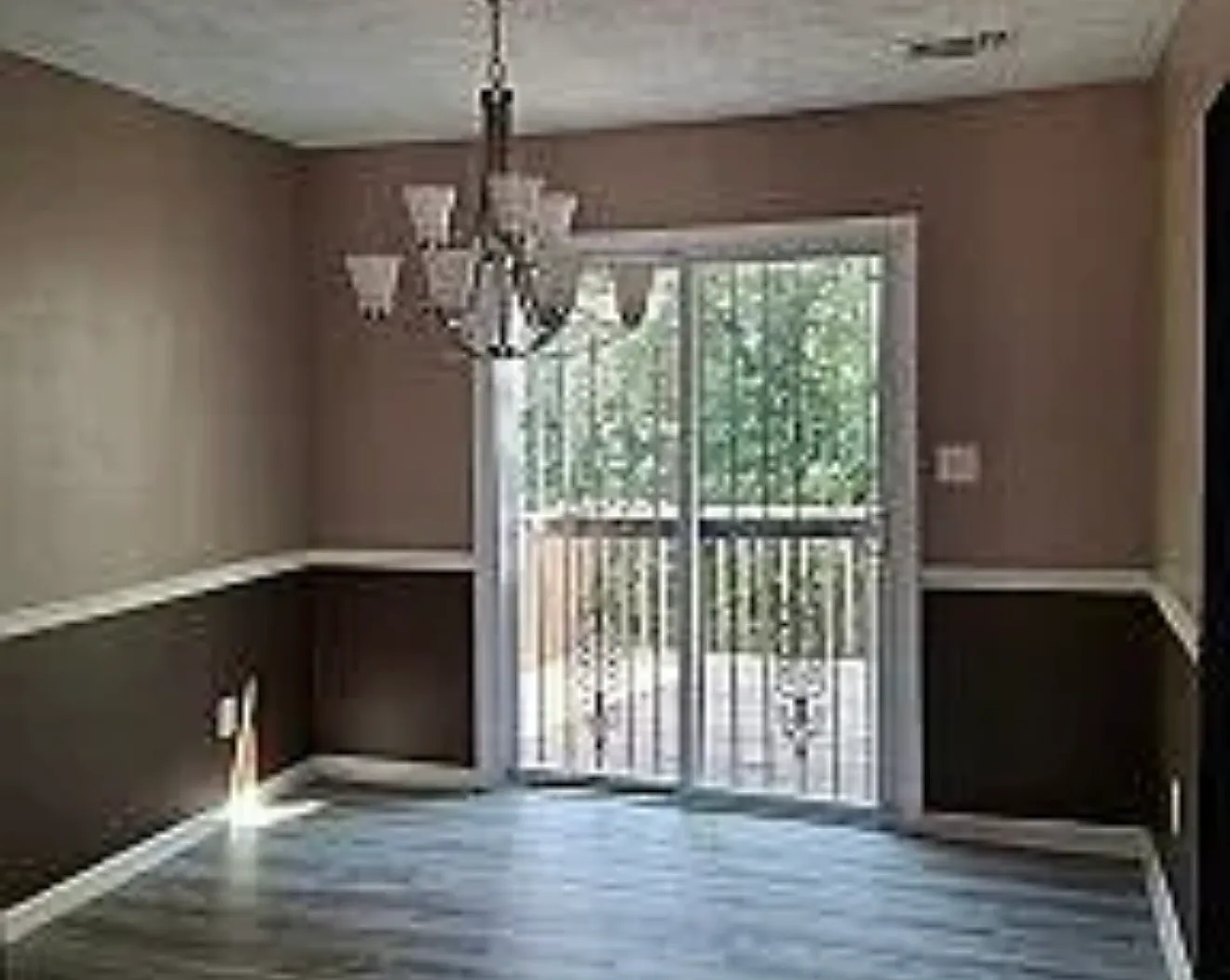 4 bed, 2229 sqft, $2,499 — Photo 4