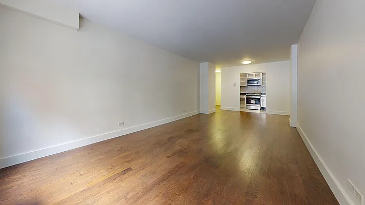 Rented by Bond New York | media 5