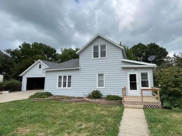 1002 Hill St, Harlan, IA 51537
