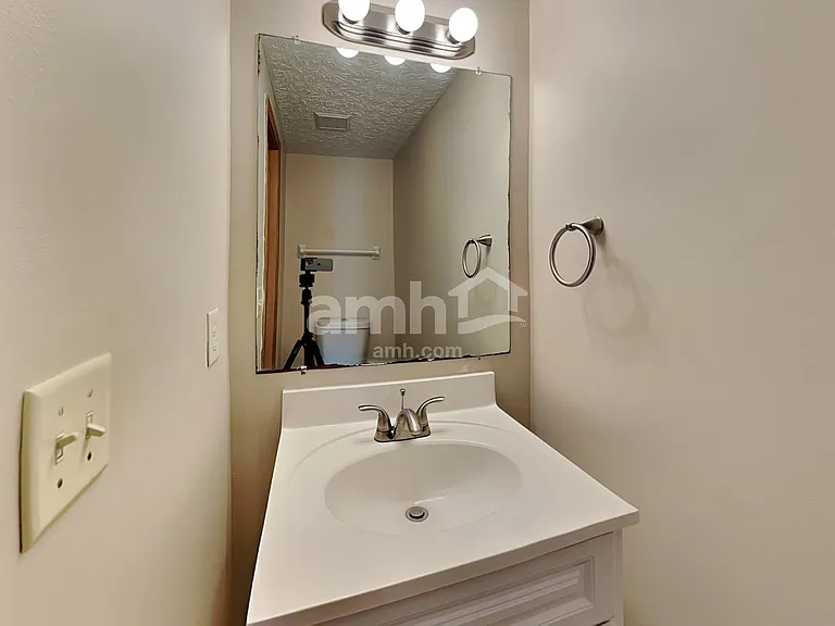 8510 Reynoldswood Dr — Photo 9