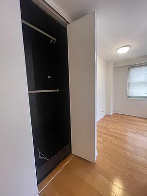 Rented by Lodger Corp | media 10