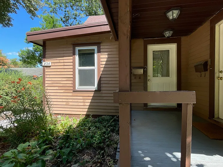 824 Clark Ave #2 — Photo 15