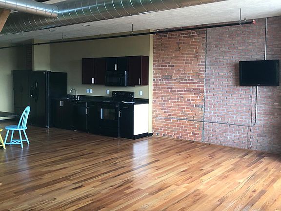 3rd image of 317 S Elm St APT 518