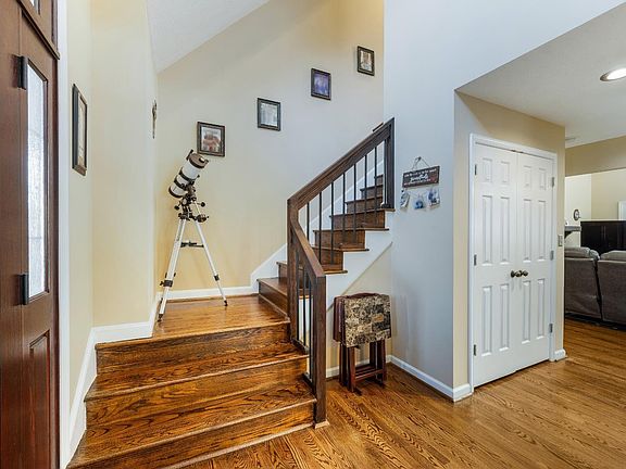 5th image of 109 Hickory Winds Ct