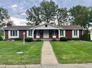 1109 Parkdale Rd, Maryville, MO 64468