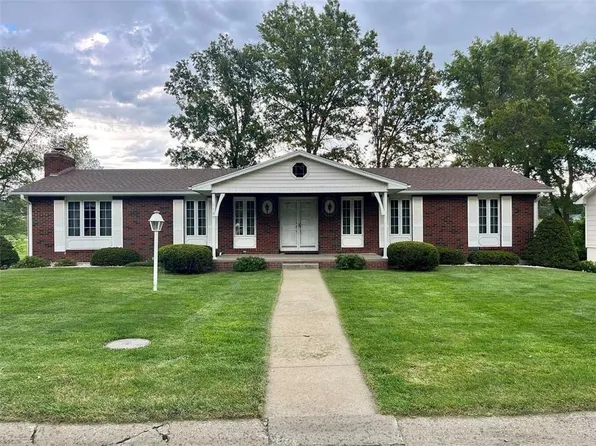 1109 Parkdale Rd, Maryville, MO 64468