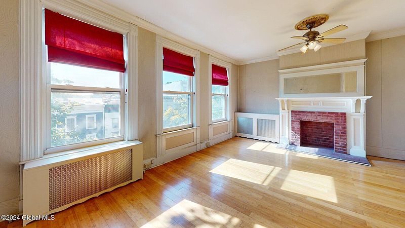 2nd image of 359 Hamilton Street
