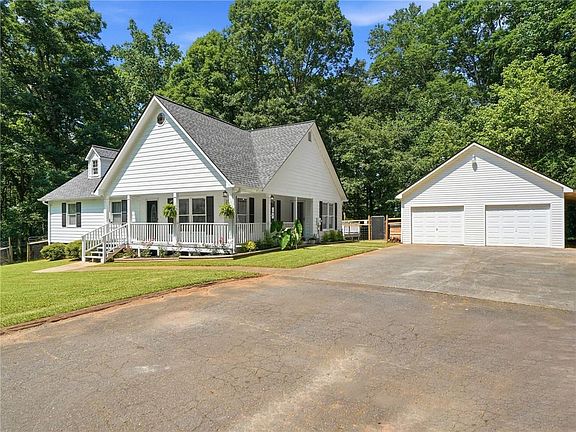 4th image of 178 Gay Thompson Dr
