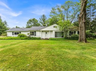 29915 Bolingbrook Rd, Pepper Pike, OH 44124