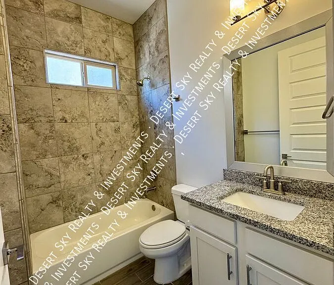 2427 Elena Way — Photo 22