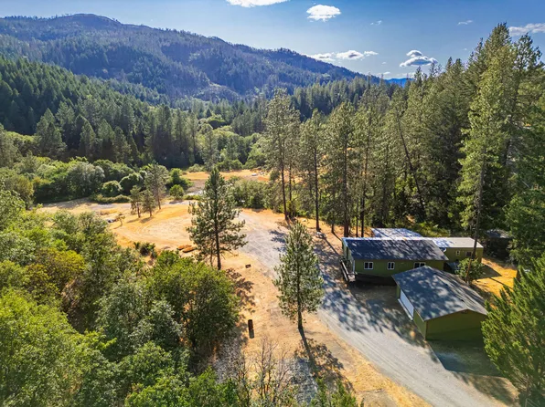 3611 Galice Rd, Merlin, OR 97532