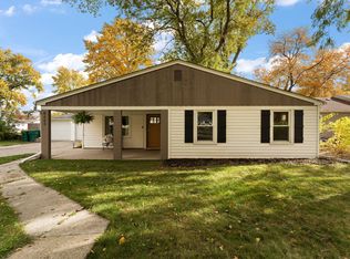 8403 Rutledge St, Merrillville, IN 46410