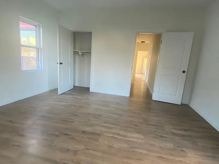 1134 N Dearborn St #B — Photo 5