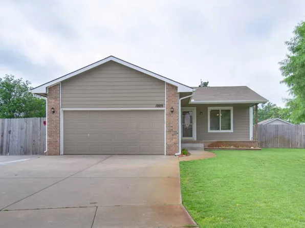 1009 W 50th St S, Wichita, KS 67217