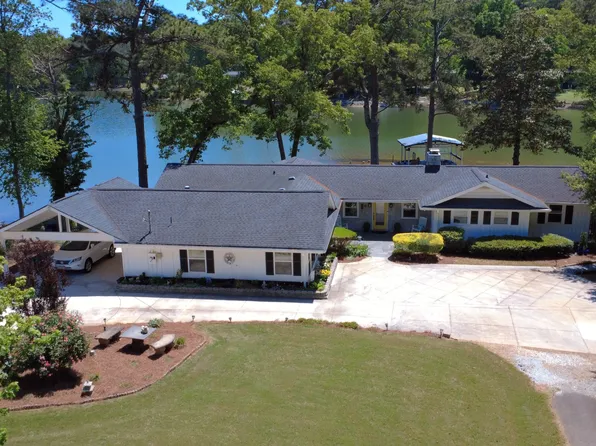 2654 Jodeco Dr, Jonesboro, GA 30236