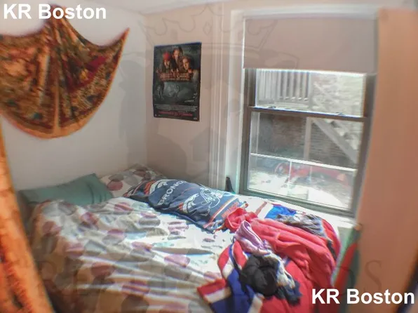 (undisclosed Address), Boston, MA 02115