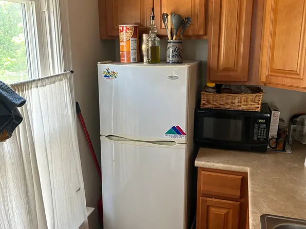 187 Loomis St #3, Burlington, VT 05401