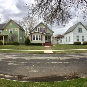 834 N 14th St, Manitowoc, WI, 54220