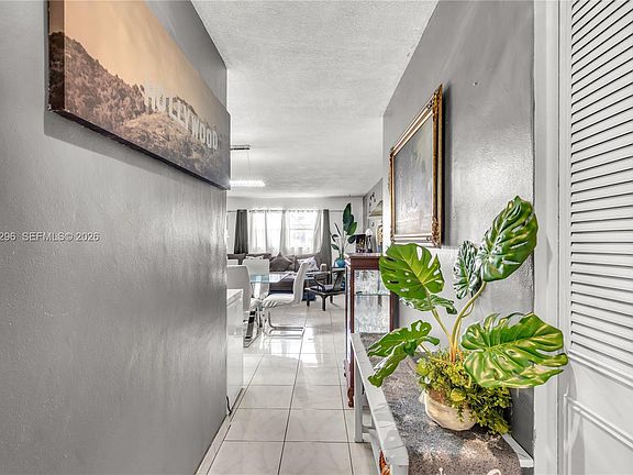 2nd image of 515 S Crescent Dr APT 107