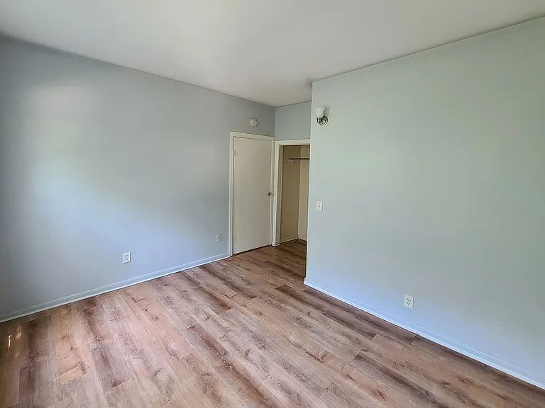 367 West Ave #1 — Photo 5