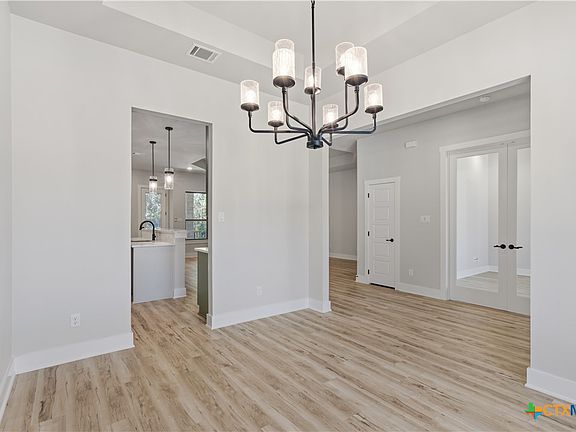 5th image of 104 Cedar Bluff Dr