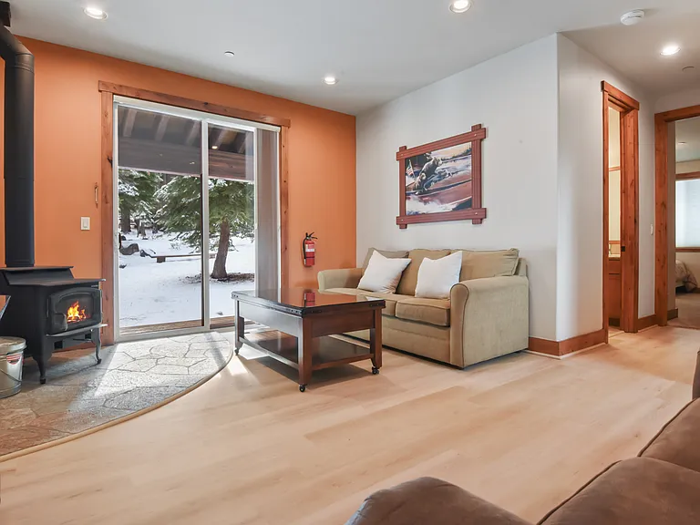 1175 Statford Way — Photo 29