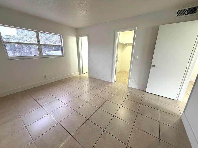 2121 Davie Blvd #140 — Photo 10