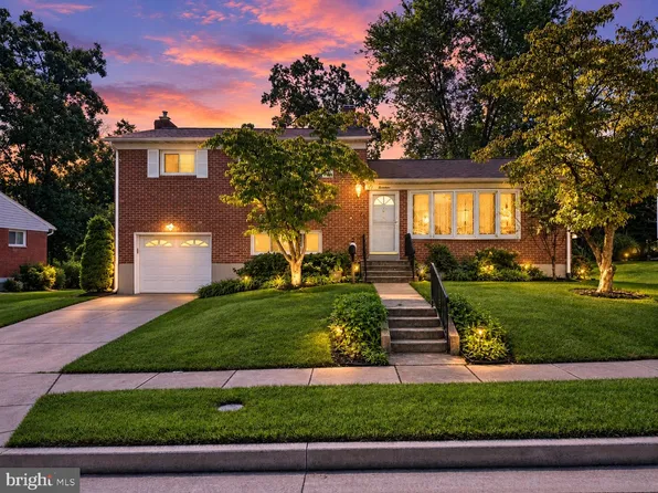 17 Wendslow Rd, Lutherville Timonium, MD 21093