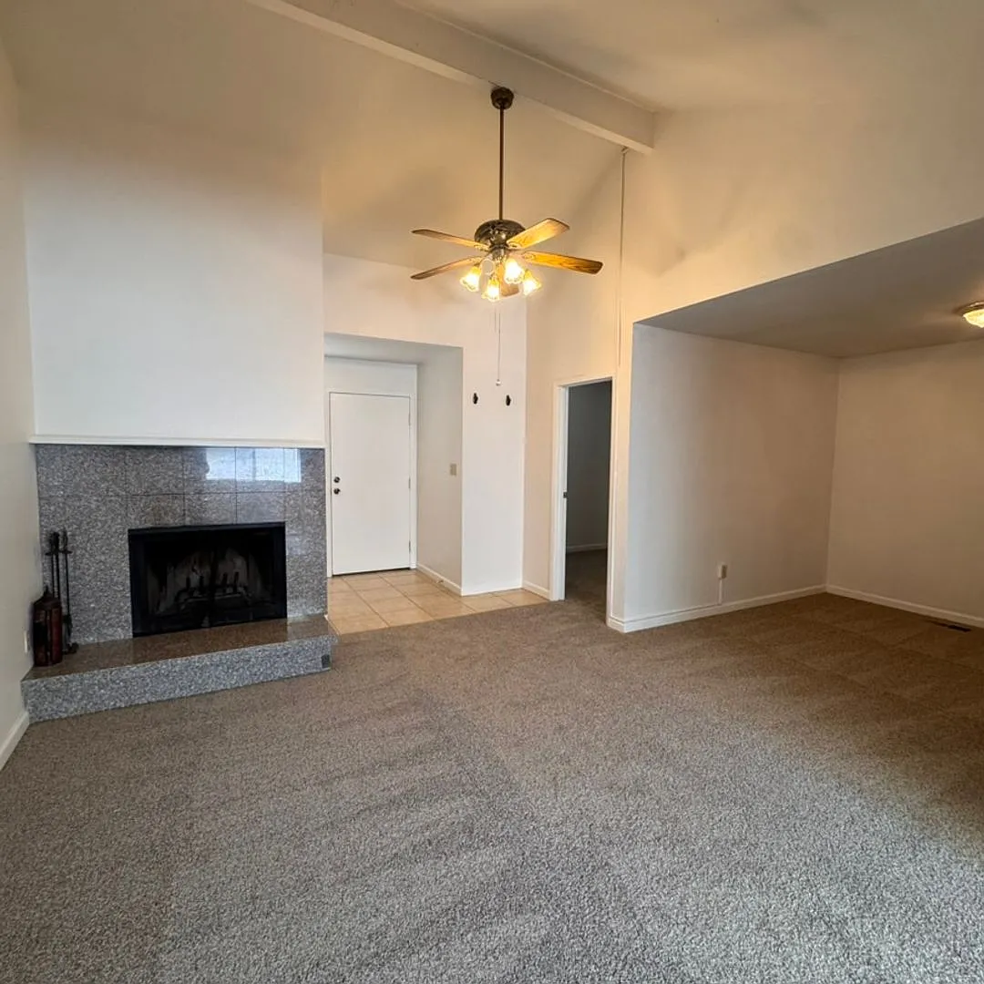 3 Bedroom 2 Bathroom with 2 Car Garage Townhome in Northwest Reno — Photo 4