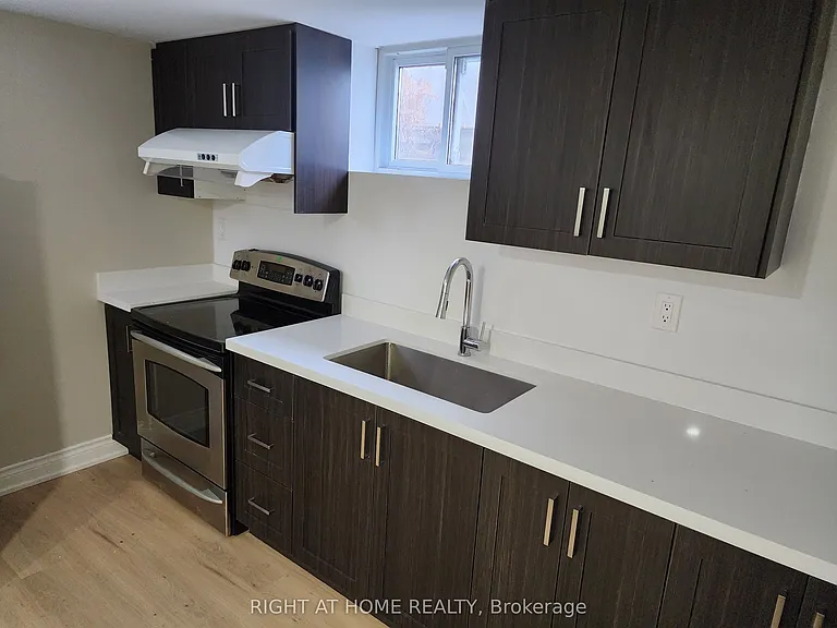 64 Mill St — Photo 10