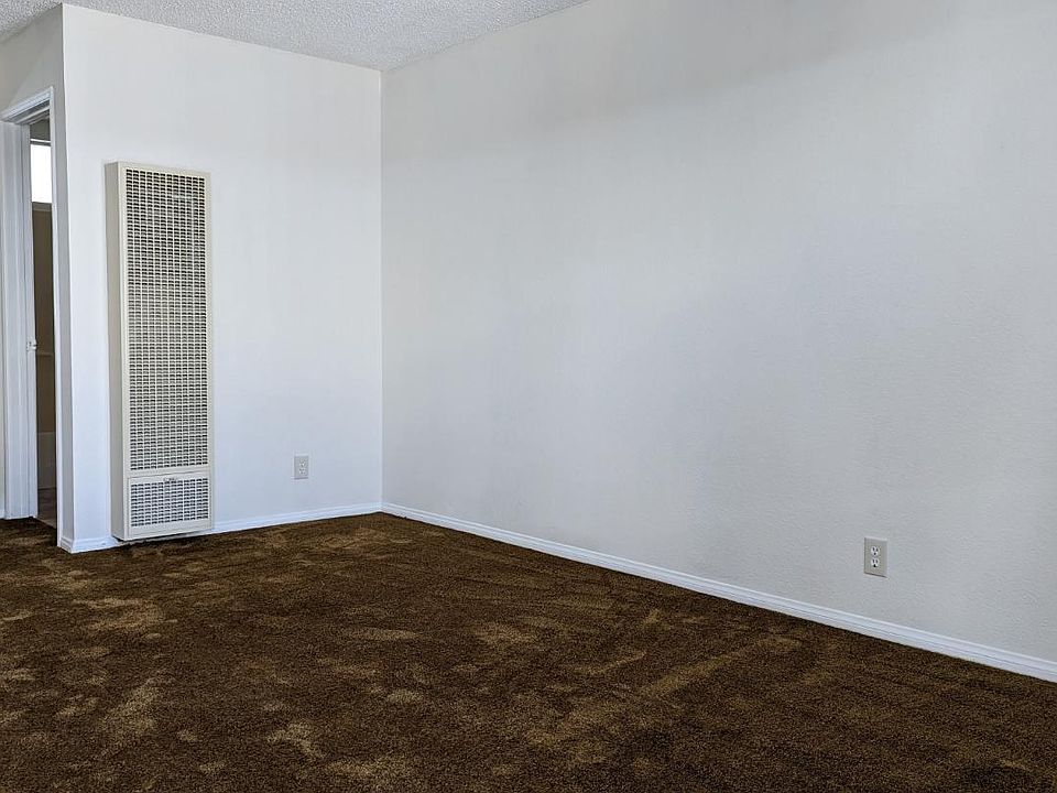 2nd image of 12712 Cranbrook Ave APT 2