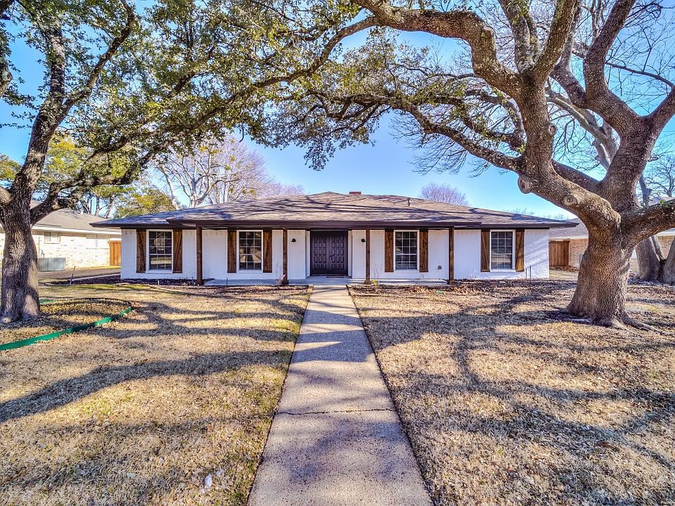 1st image of 2529 Eucalyptus Dr