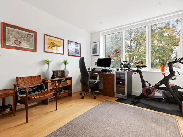 334 22nd Street image 9 of 11