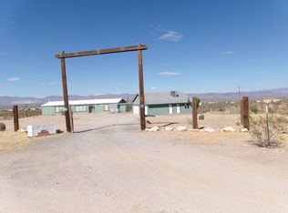 1464 S Dragoon Rd, Golden Valley, AZ 86413