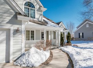 732 Winston Way, Hartland, WI 53029
