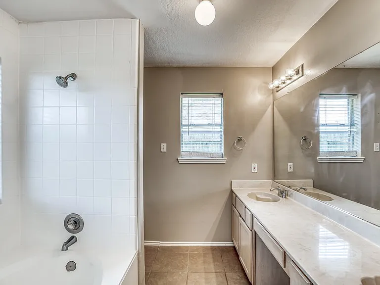 3605 Teal Glen St — Photo 11